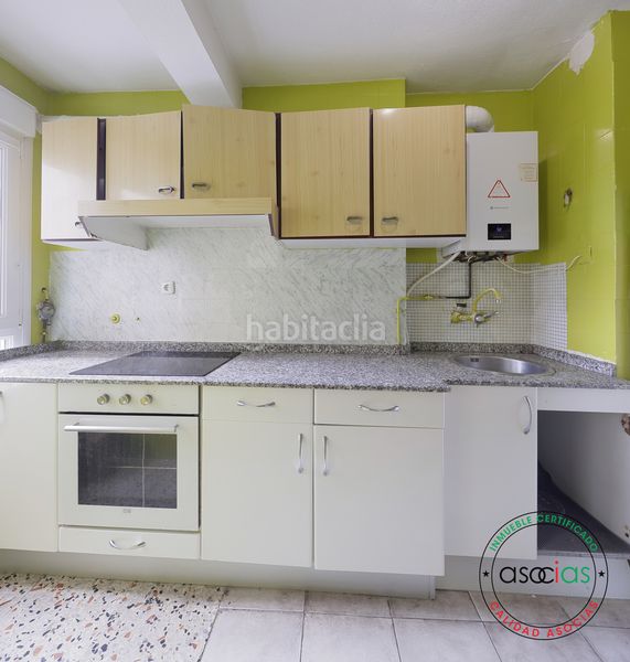 Foto 51542822-de27-4263-82a4-521d3f7faeb6. Pis amb calefacció aparcament a El Polígono Gijón