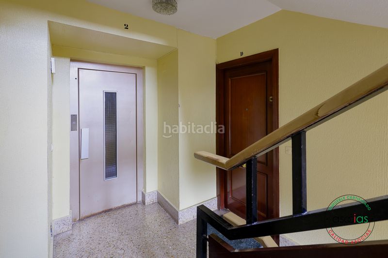 Foto d9017720-d93b-4243-a4f3-7c8946621d3a. Pis amb calefacció aparcament a El Polígono Gijón