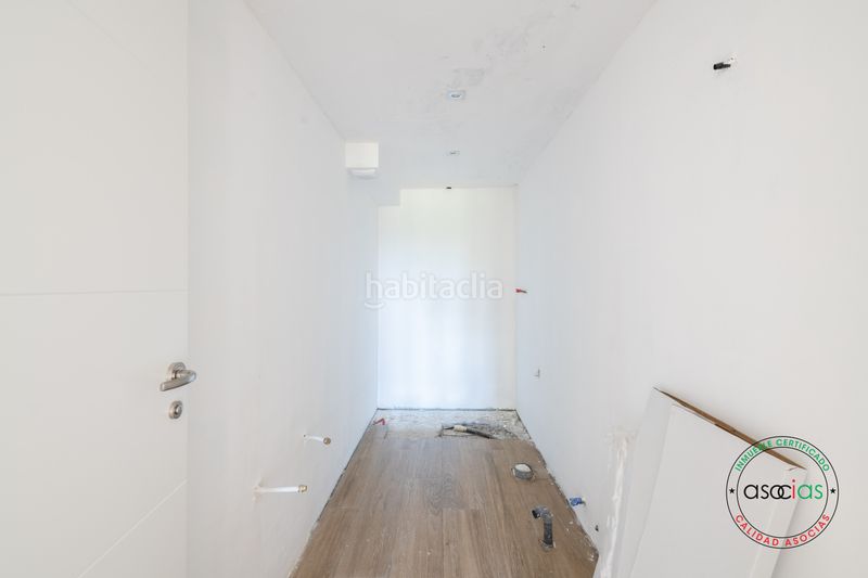 Foto a72bd9f2-49e1-48d4-8198-c94fcbb5a6f4. Casa amb calefacció aparcament a Cabueñes Gijón