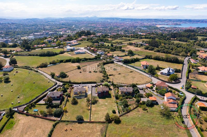 Foto bf6580e6-7964-4a17-b439-d2e4c3f95092. Casa amb calefacció aparcament a Cabueñes Gijón
