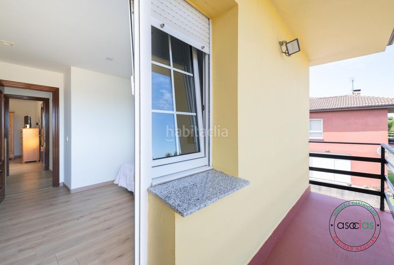 Foto e3d10e18-f29e-4daf-869e-205b6c546a0b. Casa amb calefacció aparcament a Cabueñes Gijón
