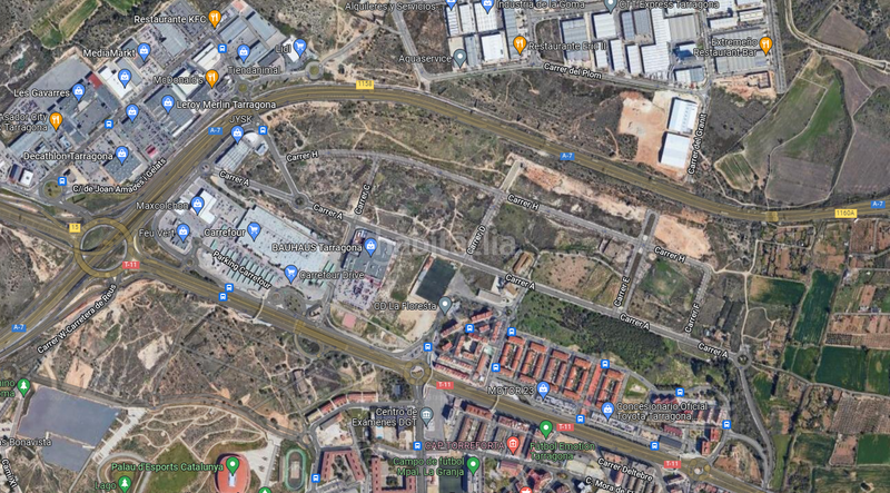 Foto df2a1957-4f82-4ed9-a446-687b62b2d605. Terrain industriel dans camí mongons 4 dans Torreforta Tarragona