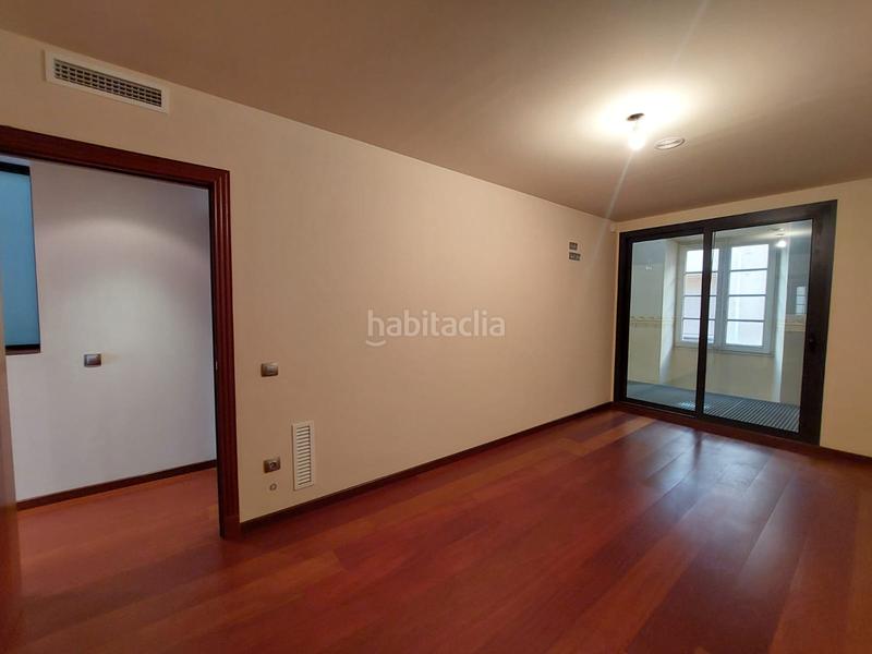 Foto 6005b60a-25a5-4620-804c-d86dadf83dda. Rent duplex with heating parking in Nou Eixample Sud Tarragona