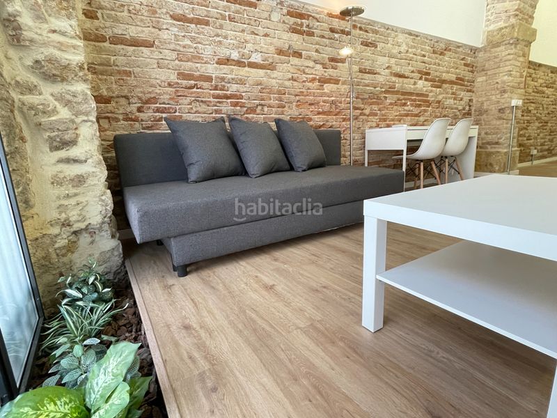 Foto 6520f3d4-d77e-40f1-9915-de47eff62da2. Local comercial a carrer d'apodaca 28 a Barris Marítims Tarragona