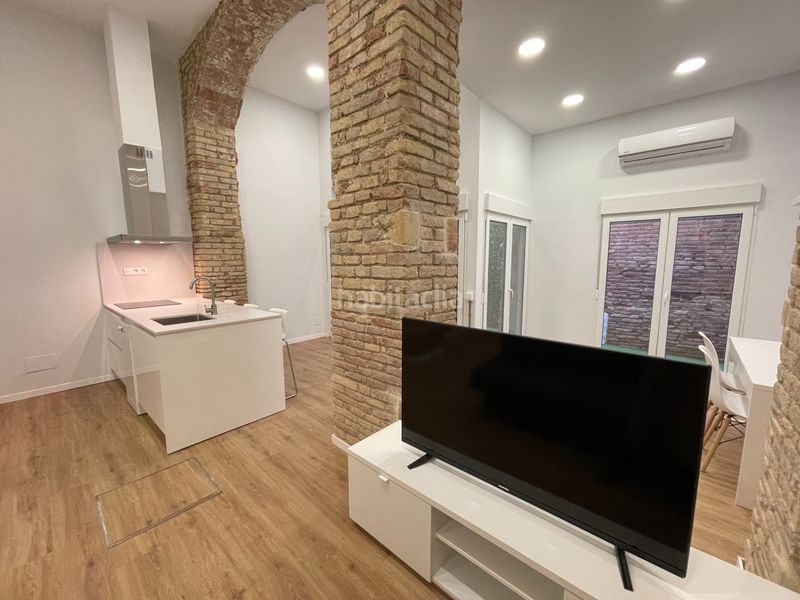Foto a7a014a7-de19-4000-82e0-9d4e78e67722. Local comercial a carrer d'apodaca 28 a Barris Marítims Tarragona