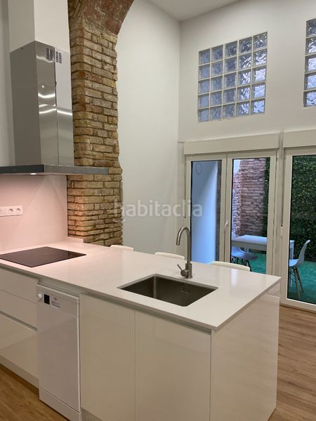 Foto f02fe5ad-2c3b-48ca-a427-9a6e7378c4ca. Local comercial a carrer d'apodaca 28 a Barris Marítims Tarragona