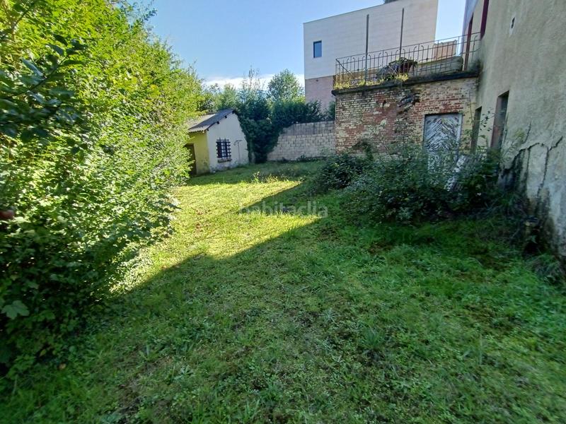 Foto f760b7c8-bc1e-449d-a227-e411e212a565. Terreno residencial en avenida conde santa bárbara 16 en Siero