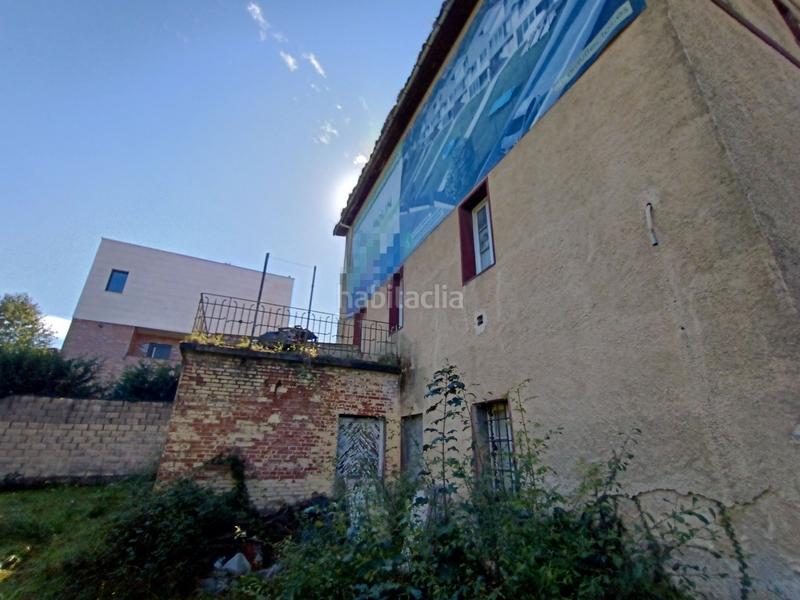 Foto 40dfa2bf-7c16-49e4-af35-fc08133409a0. Terreno residenziale in avenida conde santa bárbara 16 in Siero