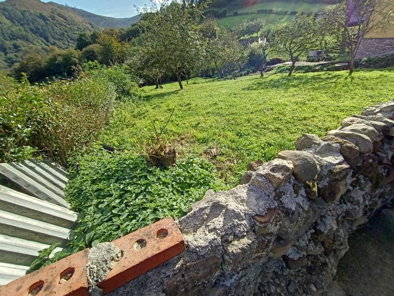 Foto 0558d0f1-8218-43f1-b73e-fb7c32ecf3aa. Maison jumelée dans lugar casares 19 dans Parroquias Sur - La Manjoya Oviedo