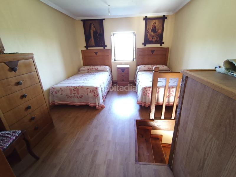 Foto 81cd6aba-79bf-4467-81a5-b370a513835d. Maison jumelée dans lugar casares 19 dans Parroquias Sur - La Manjoya Oviedo