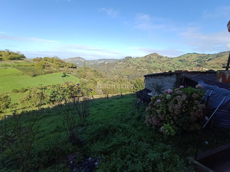 Foto c76ba9ad-98fe-4475-a97d-3ef0d5e1bb67. Maison jumelée dans lugar casares 19 dans Parroquias Sur - La Manjoya Oviedo