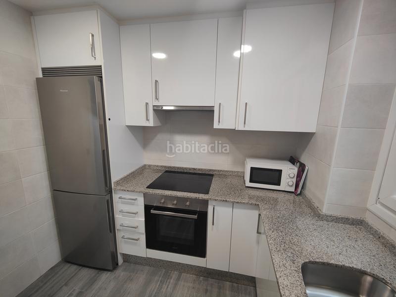 Foto 16457383-78c4-4ef4-9333-a7df8d31eae6. Alquiler apartamento en La Arena Gijón