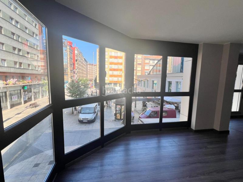Foto d82612d6-30bd-46d6-b9bf-db89ef021d25. Miete büro in La Felguera Langreo