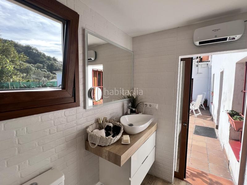 Foto 3c3a072c-a954-4e14-b33b-a373fbbe654a. Casa amb calefacció aparcament a Bimenes