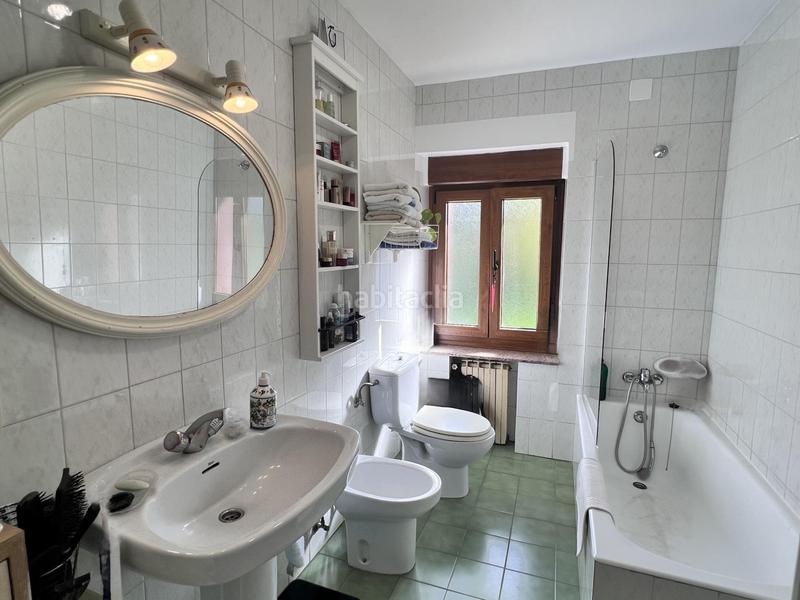 Foto 98c3b8d5-bc08-4c3b-a7a3-4d04b4b88459. Casa amb calefacció aparcament a Bimenes