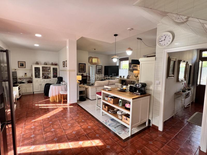 Foto f79f9844-74b9-4c81-ad29-034746732ad4. Casa amb calefacció aparcament a Bimenes