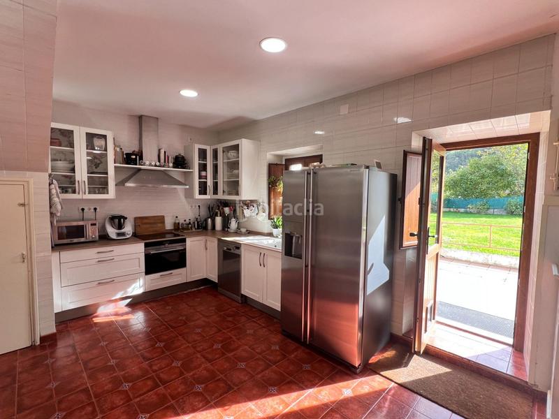 Foto 5863e509-b27c-4aa5-8856-85a83e2581a1. Haus mit heizung parking in Bimenes