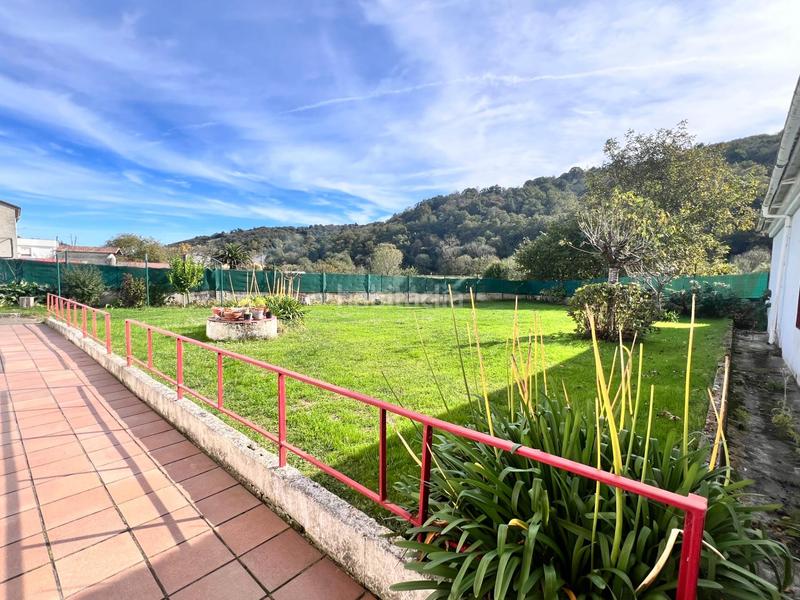 Foto 9fdc1a2a-8f41-4da1-a3b4-15ea8d2b1e5f. Haus mit heizung parking in Bimenes