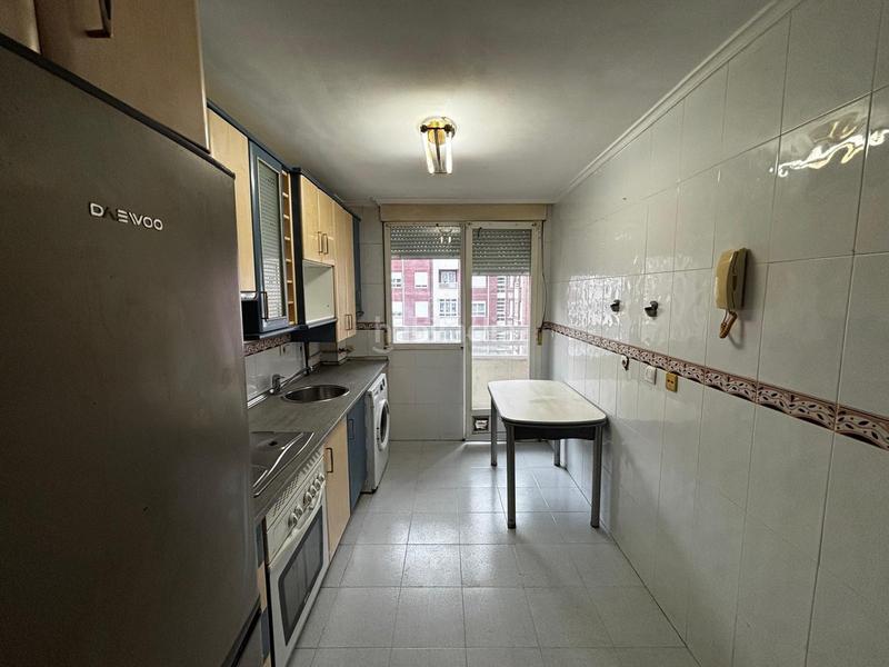 Foto 3ba742f5-9452-4dea-ac25-33e7a7c8ce61. Flat with parking in Villalegre - La Luz Avilés