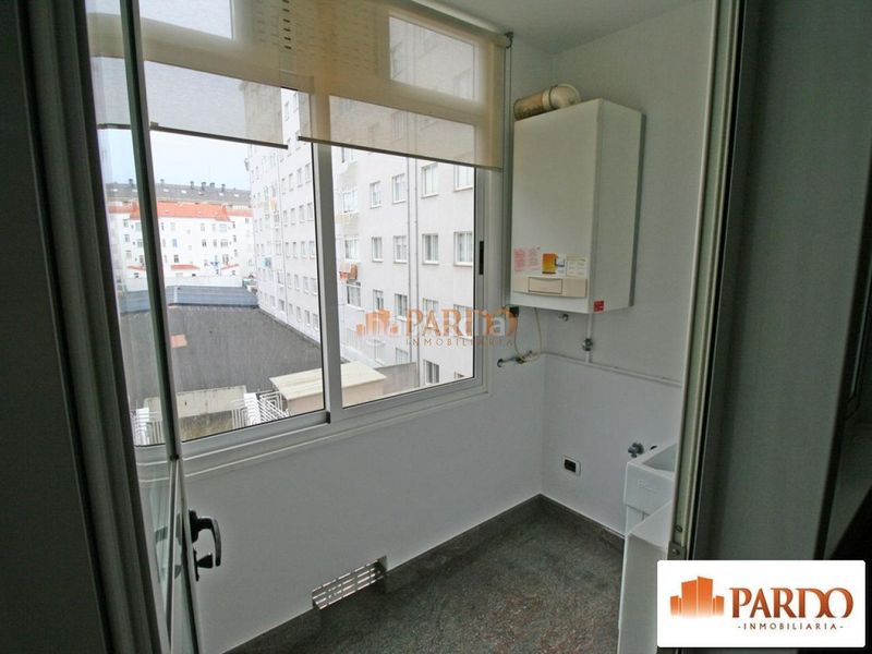 Foto 53670f1f-ad29-4947-9ee7-f4b1163271ac. Rent flat with heating parking in Plaza de España Ferrol