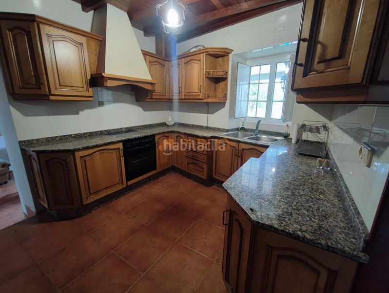 Foto de53603f-6c8c-4222-8b6d-85f5fee9103a. Casa a A Gándara Narón