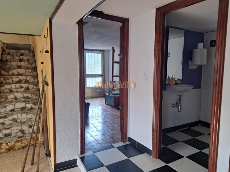 Foto 6f1bfb57-8477-4241-96a0-4fd5c8cb9e04. Locale commerciale in Fene