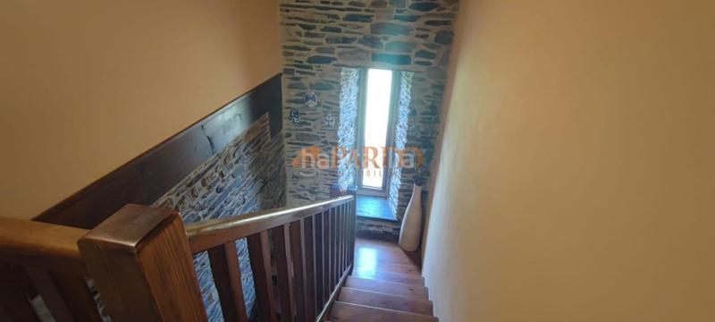 Foto 0705d25c-838d-4141-8361-0e7def71bef4. Bauernhof mit heizung in Valdoviño