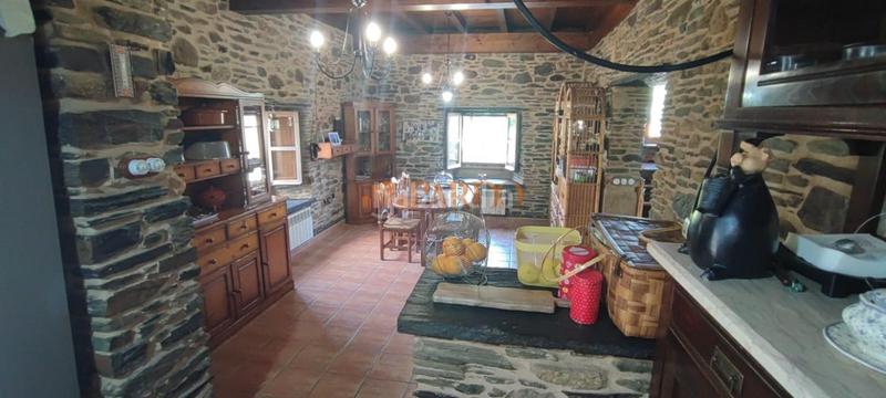 Foto 13b62164-2415-4e65-b768-dd15d21be495. Bauernhof mit heizung in Valdoviño