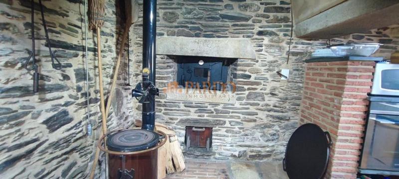 Foto bb1e7fb4-adda-493f-8d5c-230832d4b414. Casale con riscaldamento in Valdoviño