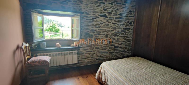 Foto df066f8e-7cdb-4677-be1e-3e3478ae63fb. Masía en Valdoviño