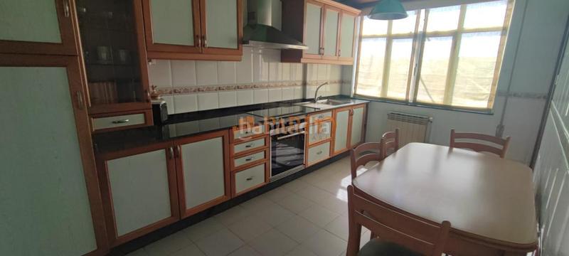 Foto 1ea3fcbf-836c-46c1-9e39-b8ae536dc4aa. Appartement avec chauffage dans Alto del Castaño Narón