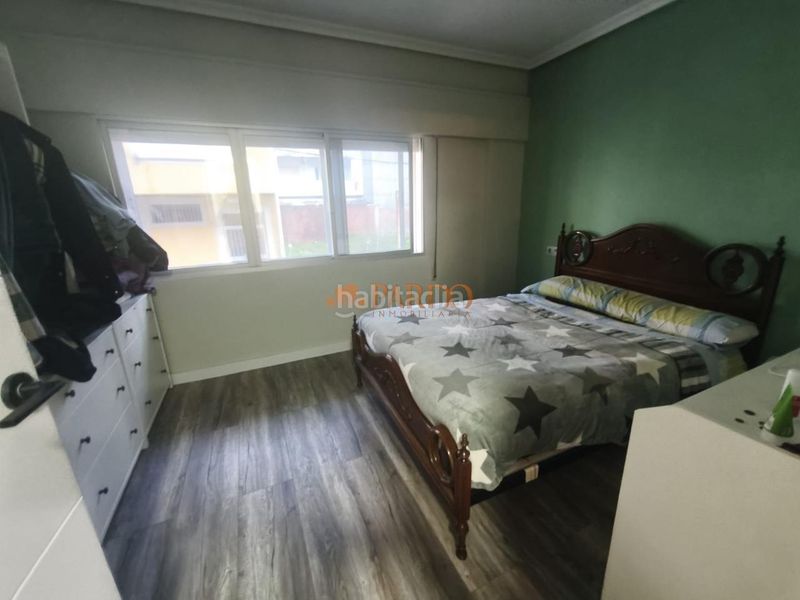 Foto b90d0e9b-d2f3-4f66-ae6d-8a1e14d32d2b. Etagenwohnung in Piñeiros - Freixeiro Narón