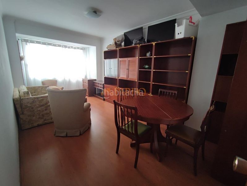 Foto b11535d3-57ae-47e0-8de0-1a042c6c2673. Flat in Canido Ferrol