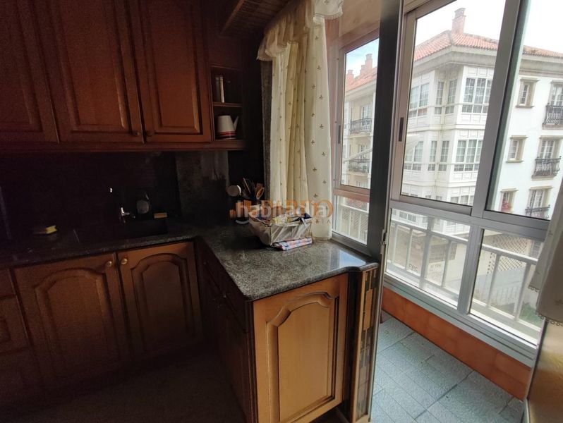 Foto e93666f6-5e43-4db9-aca4-eaad949ac120. Flat in Canido Ferrol