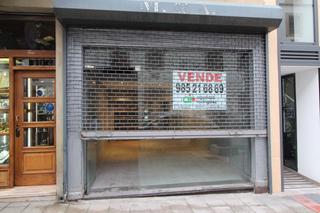 Locale commerciale  Arquitecto reguera. Local com. en venta en centro.