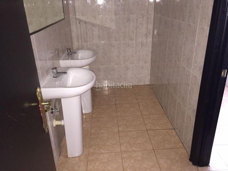 Foto 501490ef-ca5a-49d6-b887-b12810f17147. Location local commercial dans Corredoría - La Carisa - Prado de La Vega Oviedo