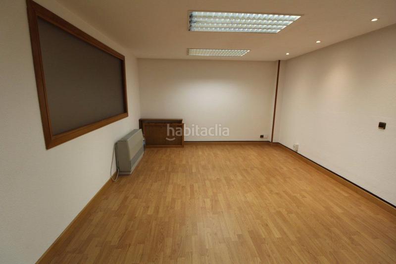 Foto 23f14138-3684-4a95-976d-ab7ec15c6d54. Location bureau avec chauffage dans Salesas - Foncalada - Campoamor Oviedo