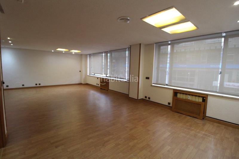 Foto 3e87bd4b-abff-437b-8b93-f16d8b3aab05. Location bureau avec chauffage dans Salesas - Foncalada - Campoamor Oviedo