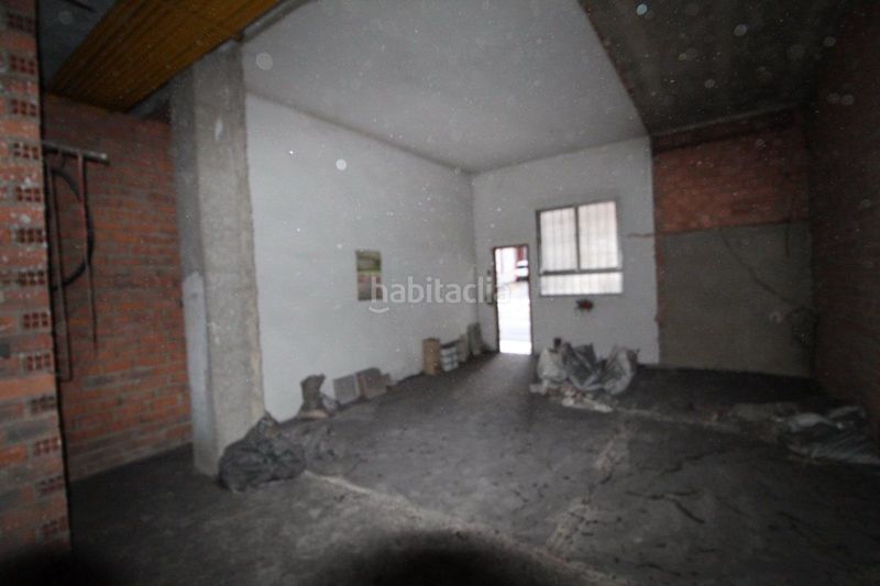 Foto 62b223e2-94e0-4774-906b-f71cbdecbbc4. Local comercial a Argañosa Oviedo