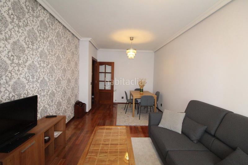 Foto 7825534c-2ff2-466d-9130-a60471db40cc. Location appartement avec chauffage dans Parque San Francisco - Uría Oviedo