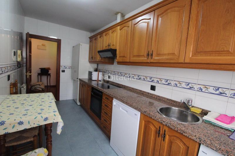 Foto f7f8c19a-bca2-4d7e-bc75-0d5221bae6bf. Miete etagenwohnung mit heizung in Parque San Francisco - Uría Oviedo