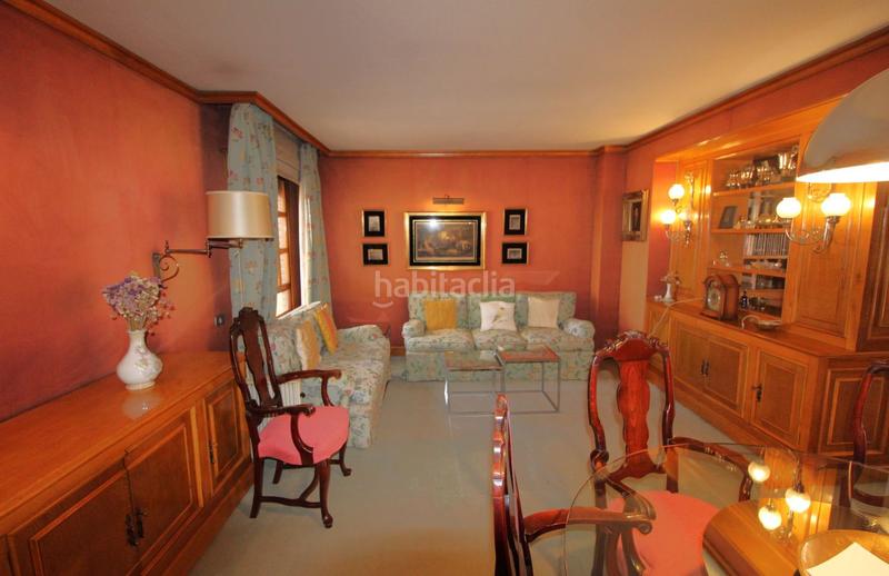 Foto 0302a58e-9960-44de-a1e2-b24f67eb677b. Piso  en venta en centro, 6 dormitorios. en Parque San Francisco - Uría Oviedo