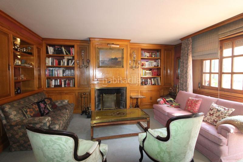Foto 38d07d5e-1b26-4060-a350-9f39e310f4f5. Piso  en venta en centro, 6 dormitorios. en Parque San Francisco - Uría Oviedo