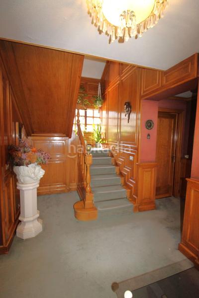 Foto 7ea28cc3-c00d-432e-a53f-7f25718eead7. Piso  en venta en centro, 6 dormitorios. en Parque San Francisco - Uría Oviedo