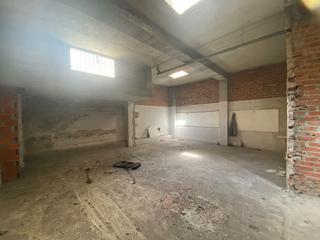Office space in Milán - Pumarín. Oficina en venta en pumarín, 1 dormitorio.