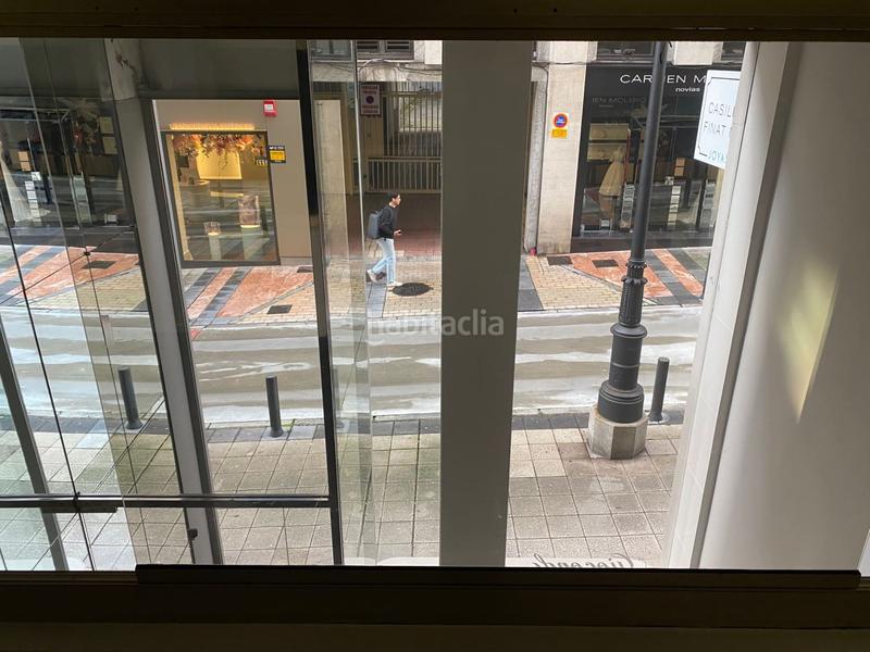 Foto a6d3ac63-45c2-447d-af1e-49298704d443. Alquiler local comercial local com. en alquiler en centro. en Oviedo