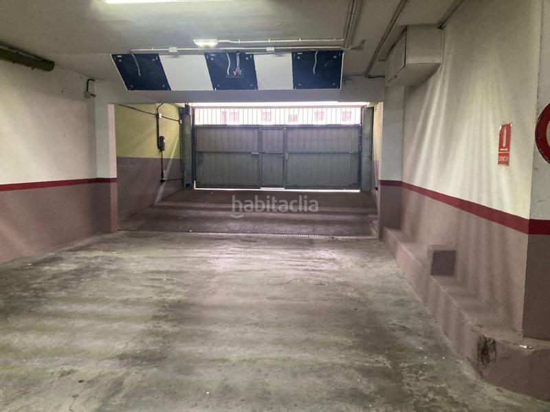 Foto b862b657-f88d-4c9a-9127-b0bb5e9d6594. Parking coche garaje en venta en pumarín. en Milán - Pumarín Oviedo