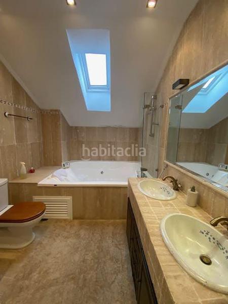 Foto 10608ac9-8102-45c0-a01a-7993b690a663. Casa unifamiliar en venta en las caldas, 5 dormitorios. en Oviedo