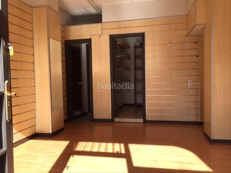 Foto 766667b9-d62b-4f65-9c87-f664a6cb5f1b. Lloguer local comercial a Llamaquique Oviedo