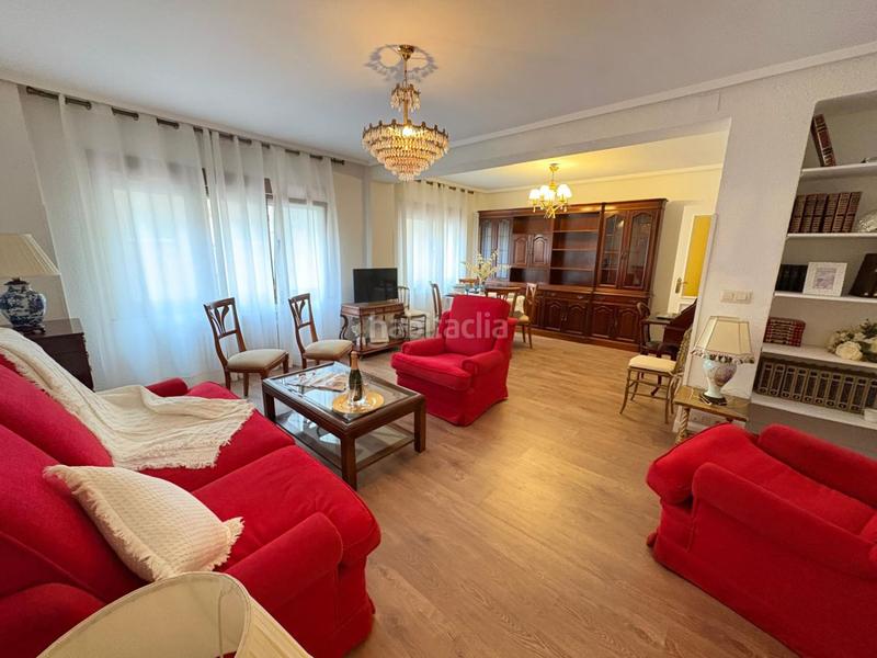Foto 4707e792-4f9d-4fbf-b13e-5b3d5a29f97f. Appartamento con riscaldamento in Salesas - Foncalada - Campoamor Oviedo